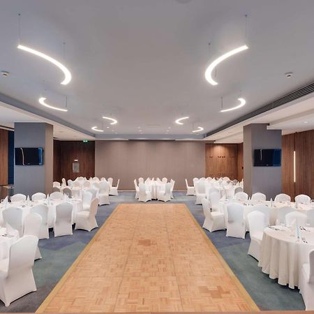 Doubletree By Hilton Hotel Cluj - City Plaza Exterior photo The ballroom