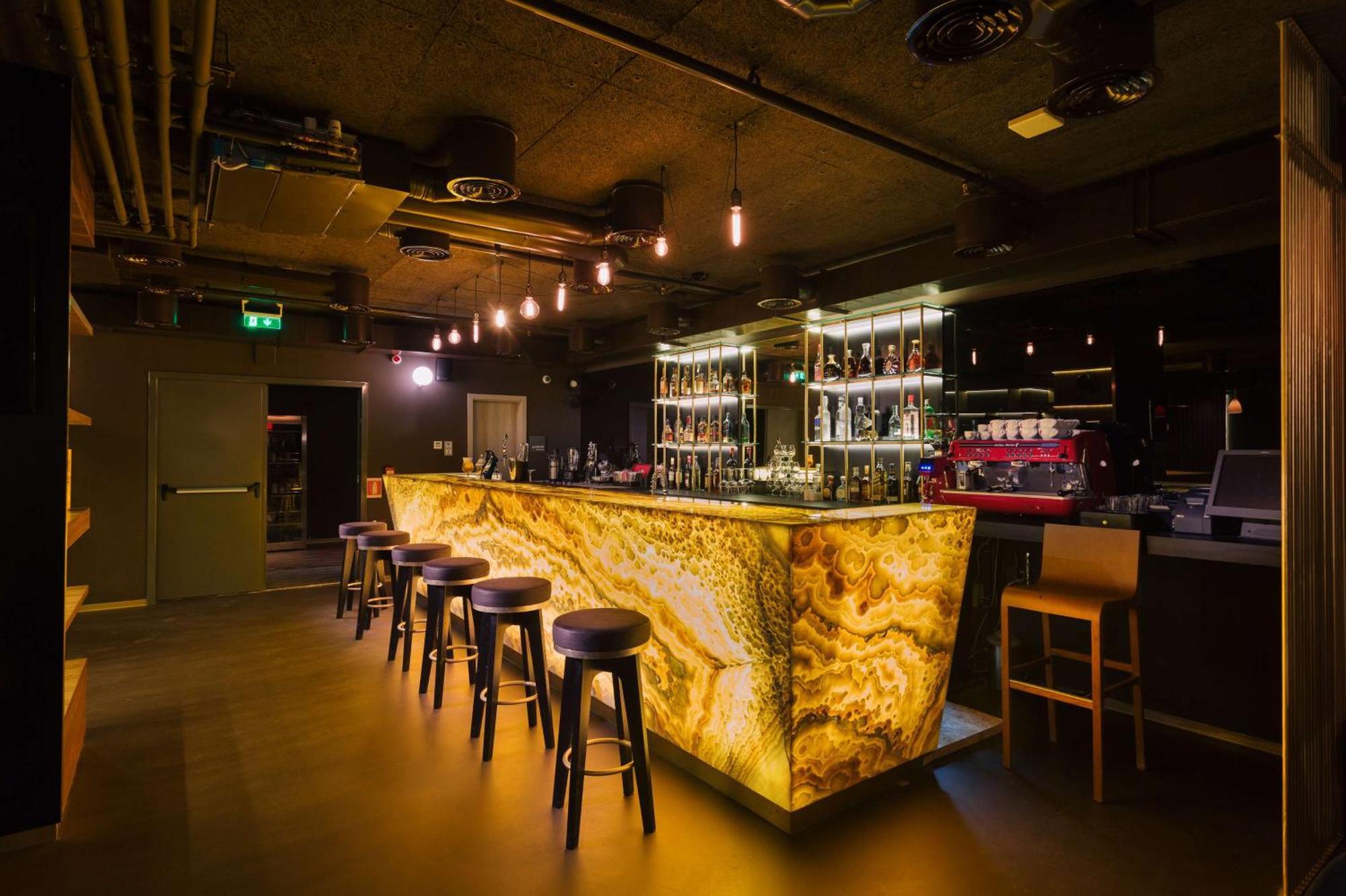 Doubletree By Hilton Hotel Cluj - City Plaza Exterior photo The bar at the 2016 edition of the festival