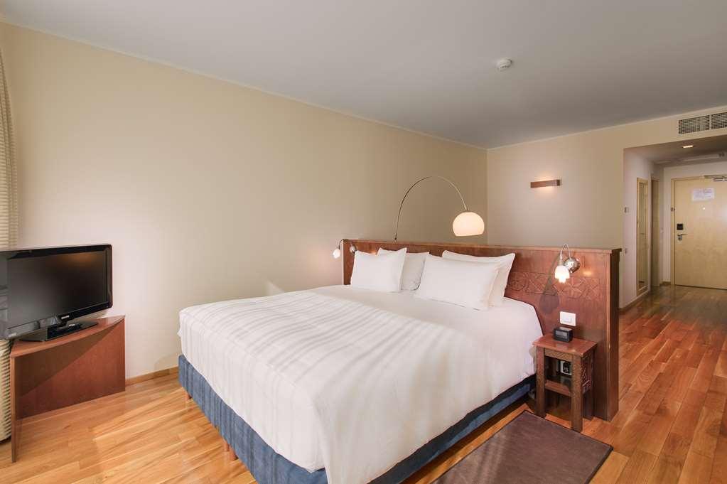 Doubletree By Hilton Hotel Cluj - City Plaza Room photo
